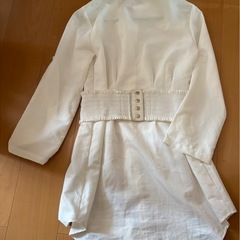 シャツワンピ コルセット風
ベルト付き の画像