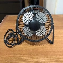 レトロデザイン卓上小型扇風機【USB】の画像