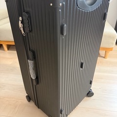 スーツケース　キャリーバッグ　
旅行カバンの画像