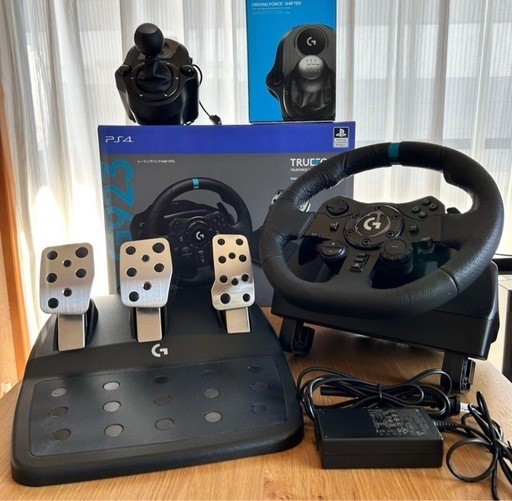 G923　TRUEFORCEレーシングホイール ハンコン