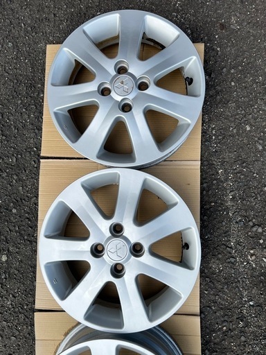 三菱アイ 純正アルミホイール 前後異サイズ