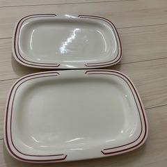 Kaiser 赤いライン 長方形皿の画像