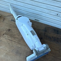 TOSHIBA 掃除機 18年製の画像