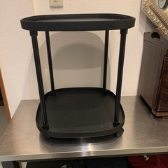 サイドテーブル黒の画像