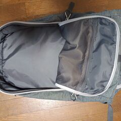 無料　アディダス　大型　スポーツリュック　の画像