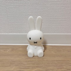 【9月中旬まで】ミッフィLEDライト｜手のひらサイズの小さなランプ「Bundle of light」の画像