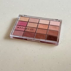WAKEMAKEアイシャドウパレットの画像