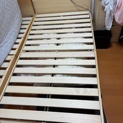 セミダブル、シングルベッドとセットの画像