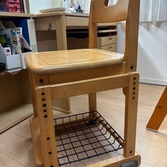 学習机＋椅子の画像