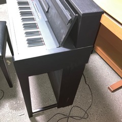 H2508-444 YAMAHA デジタルピアノ CLP-S406B 2011年製 動作確認済み 中古 イス付きの画像