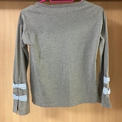 子供服 長袖シャツ  140の画像