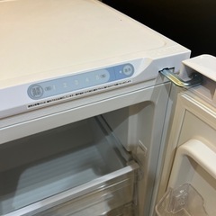 冷凍庫/ほぼ新品/アイリスオーヤマ冷凍庫/119L 自動霜取り/省エネ/スリムの画像