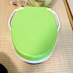 combi コンビ　洋式　おまる　ステップ　トイレ　トイトレの画像