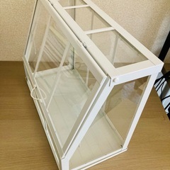 IKEA ディスプレイケースの画像
