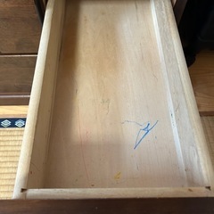 訳ありローチェストの画像