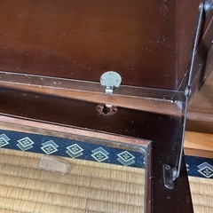 訳ありローチェストの画像
