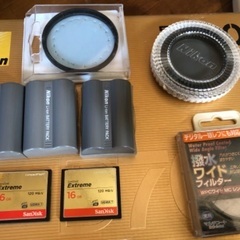 Nikon D700 フルサイズ一眼　中古　レンズ他セットの画像