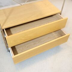 無印良品(MUJI)の人気のオーク材 ステンレス ユニットシェルフ/ボックス・引出し・2段です。シンプルなデザインのオープンラックはチェストとしても♪インダストリアルモダンなお部屋にオススメです！の画像