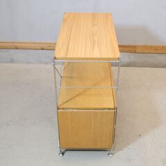 無印良品(MUJI)の人気のオーク材 ステンレス ユニットシェルフ/ボックス・引出し・2段です。シンプルなデザインのオープンラックはチェストとしても♪インダストリアルモダンなお部屋にオススメです！の画像