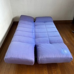 ソファーベッドの画像