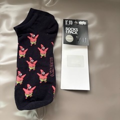 【募集中】H&M スポンジボブ　パトリック・スター 靴下/ソックスの画像