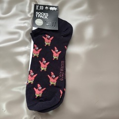 【募集中】H&M スポンジボブ　パトリック・スター 靴下/ソックスの画像