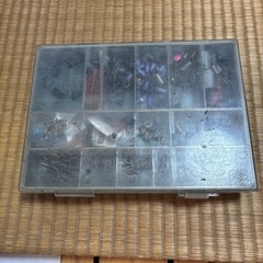 電子パーツの画像