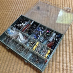 電子パーツの画像