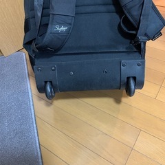 ショルダーバッグ・キャスター付きの画像
