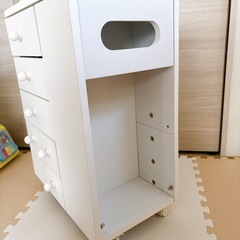 コンパクトドレッサー　白の画像