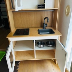 IKEA おままごとキッチン　おもちゃ付きの画像