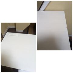 机と椅子セット　コンセントありの画像