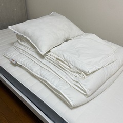 お得 IKEA シングルベッド寝具一式 2セットの画像