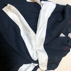 １３０adidas　ジャンパーの画像