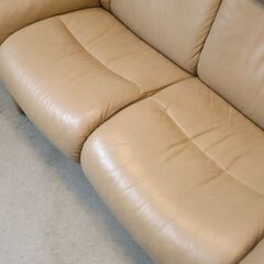 北欧ノルウェーのメーカーEKORNES(エコーネス)社のストレスレス、エルドラド リクライニング2Pソファです。 リビングはもちろんシアタールームなどにおススメの北欧デザインのハイバックソファ♪ の画像