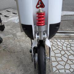 大人用キックボードの画像