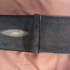 希少なstingray skin（エイ革）二つ折財布の画像