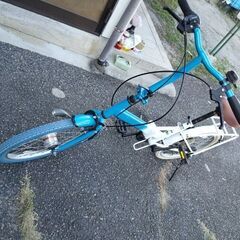 折り畳み式自転車の画像