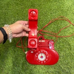 レトロ 赤電話の画像