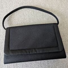 フォーマルバッグの画像