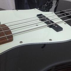 新品弦!!フェルナンデスベース♪の画像