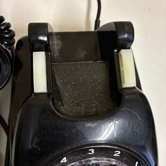 黒電話　ダイヤル式電話の画像