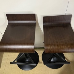 カウンターチェア　2個セット　の画像