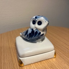 フクロウ　陶器　小物入れの画像