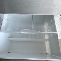 2013年製ファミリー冷蔵庫の画像