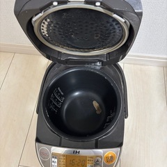 【売約済み】炊飯器　象印　5.5合の画像