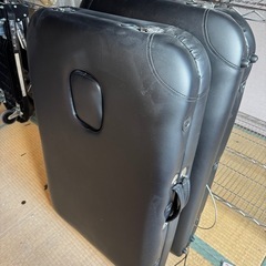 折りたたみ式マッサージ ベッド　2台ありますの画像
