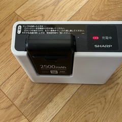 シャープ　掃除機バッテリー、充電器セットの画像