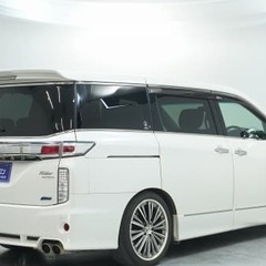 ✨障害物センサー、車高調、本革シート、後席モニター、ETC付き！の画像