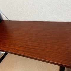 パソコンデスクの画像